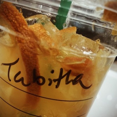 starbucks valencia orange refresher